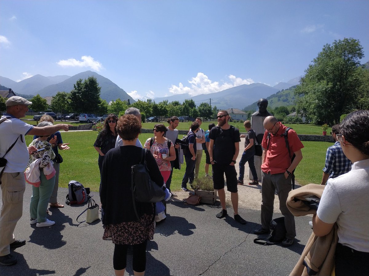 smac_team's tweet photo. Séminaire de l'équipe, départ pour le pic du midi !! https://t.co/kqA1Um79zt
