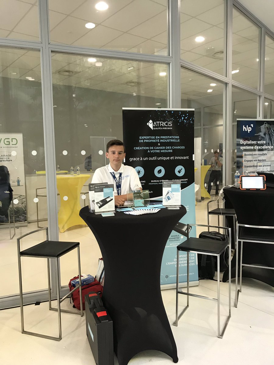 MatricisFrance's tweet photo. Ravi et fier que #Matricis soutenue par #Airbus participe au #AirbusDevelopmentDay à #Toulouse ce 11 juillet 2019. Présentation de la solution logicielle D@vid pour les marchés de propreté industrielle, démonstration du #Bassoumetre et de l’#EchelleEmpoussièrement https://t.co/voTIlh5qe8