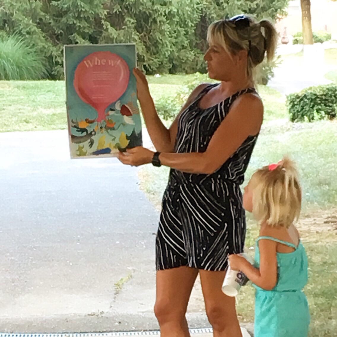 ReadingKidsRead's tweet photo. A bubble gum blowing contest is not as easy as it looks! 2 great books tonight: Bubble Gum,Bubble Gum by Lisa Wheeler & POP:The History of Bubble Gum by Meghan McCarthy. How about @mrschureads showing everybody how itโs done ๐#booksonblankets #summerreading #mrschureadsinreading https://t.co/4yrd4yl48B