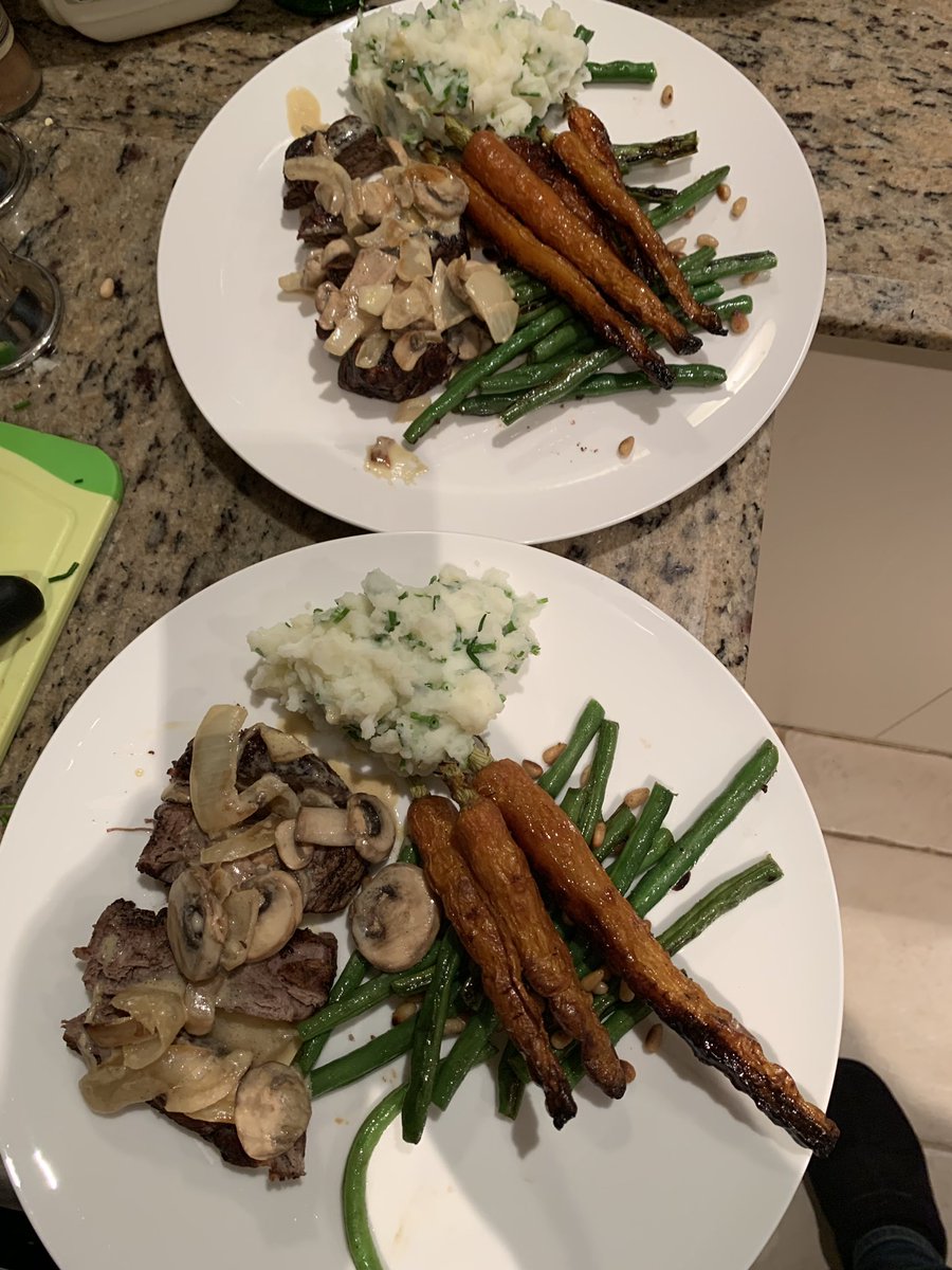 PeterYiamarelos's tweet image. Another delicious meal courtesy of #HelloFreshAu #averagechef @Byroncooke