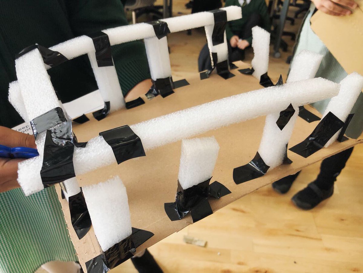 AlwaysComputing's tweet image. Fun maker morning with year 4. Dumped a load of junk in the middle of the floor, and asked them to build Roman Temples. Pretty good results after an hour!

Loads of problem solving and determination in working out measurements and how to make joins.

#makerED #MakerKids #stem