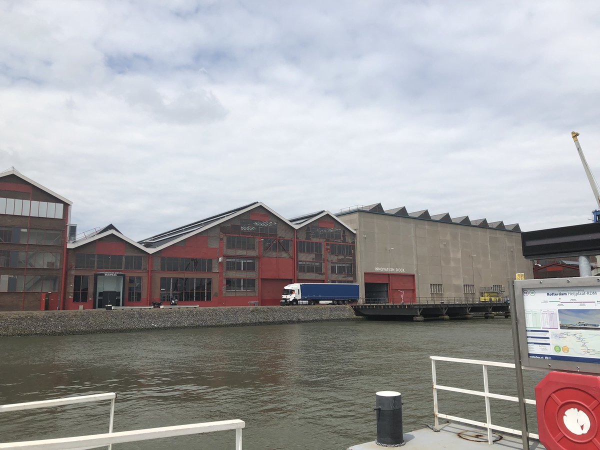 Evanbeek010's tweet photo. Ideeën opdoen bij Stadsbeheer voor innovatie bij WenI #slimbeheer #stadsbeheer bij Jeanette van der Does https://t.co/CpVFeIpTlK