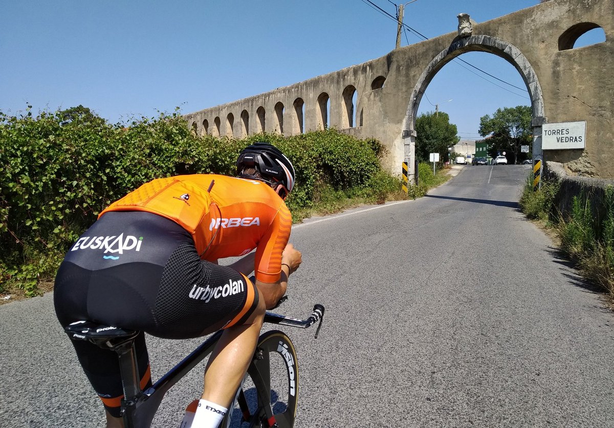 peiogg's tweet photo. Torres Vedras TT recon done. Ready to start the race this afternoon. Aupa Euskadi! ✊🏼🧡
@FundaCiclisEusk @Orbea @etxeondo_ / #IndarrakBatuta @xarmikel #Turcifal #TorresVedras #RideFightWin https://t.co/5woPiqUsUn