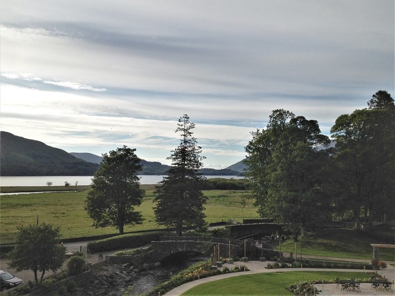 SpaSpy's tweet photo. Enjoying the views from the outdoor thermal pool at the new spa @LodoreFalls @LDHotels - and the vista over Derwentwater as the sun goes down. https://t.co/KkdTMdegED