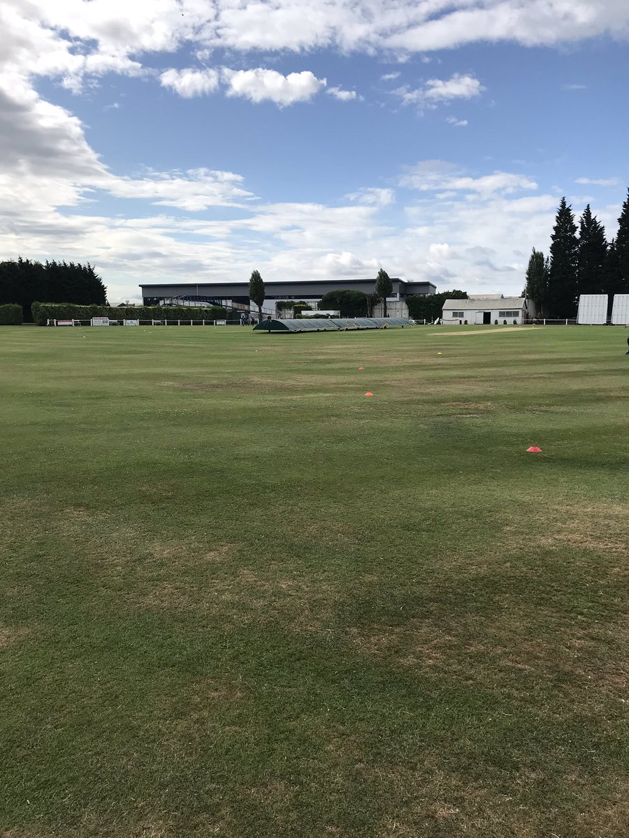 Jonah_238's tweet photo. @Chance2Shine our girls cricket team are channelling their inner Jofra Archer and Joe Root today to play in their regional competition at West Bromwich Dartmouth, celebrating the Cricket World Cup. Come on Hargate and come on England! #CWC19Schools https://t.co/ZwIzTj7QMJ