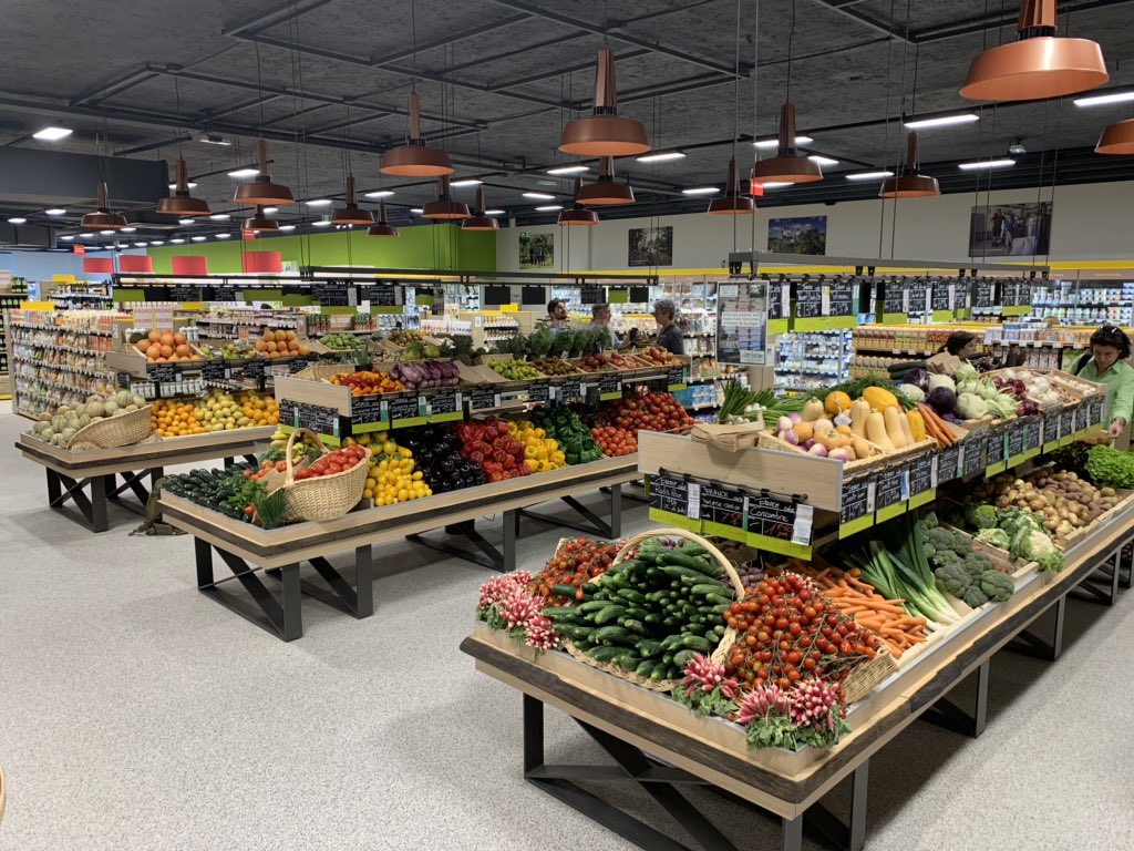 Dauvers70's tweet photo. #sobio @GroupeCarrefour Place to visit aujourd’hui. Visite vidéo à suivre. #BBTedinside 😉 https://t.co/nonqqCbZk2