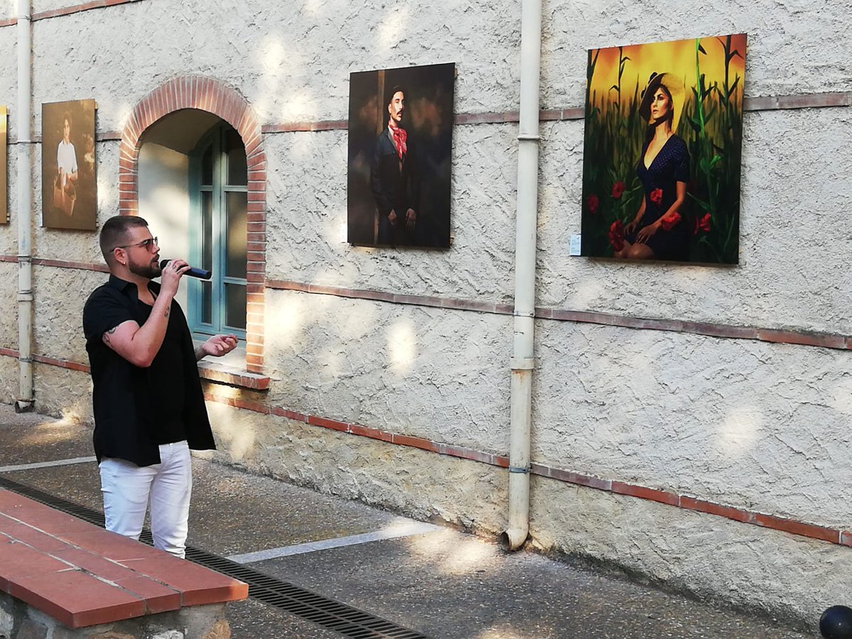 terradelsavis's tweet photo. Cada dijous a les 4 de la tarda, Terra dels avis us proposa una visita guiada gratis de l'expo "Terra, imatges del pagès etern", del fotògraf Etienne Clotis. Masia  Château Cap de Fusta ", RD 39, Vilanova de Raó (À prop del Llac). https://t.co/gfrwvRcMkX
