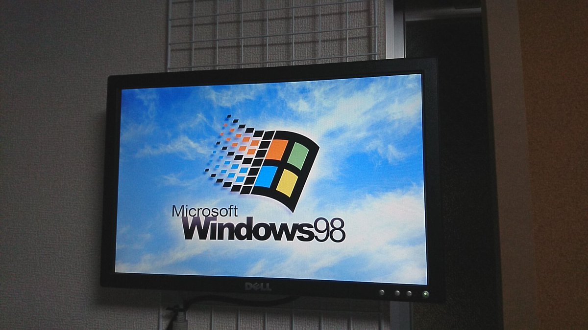 イヌキシ 伊達に壁紙 Windows98ではないぞ