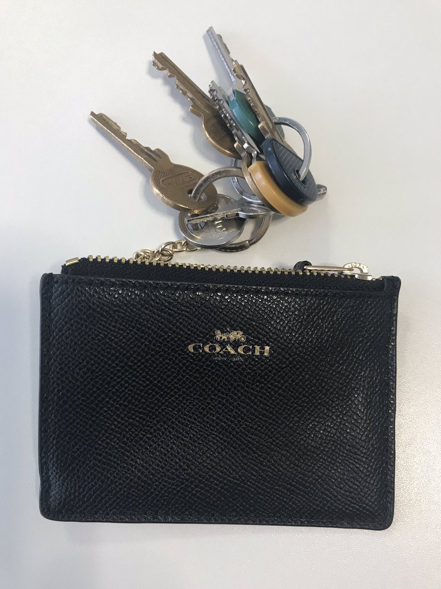 wadds's tweet image. Found two sets of keys this morning on way to work. One on Fleet Street and a second at Seven Dials.

My DMs are open if you can reunite either with owner. Please RT.

#lost #found #keys #london
