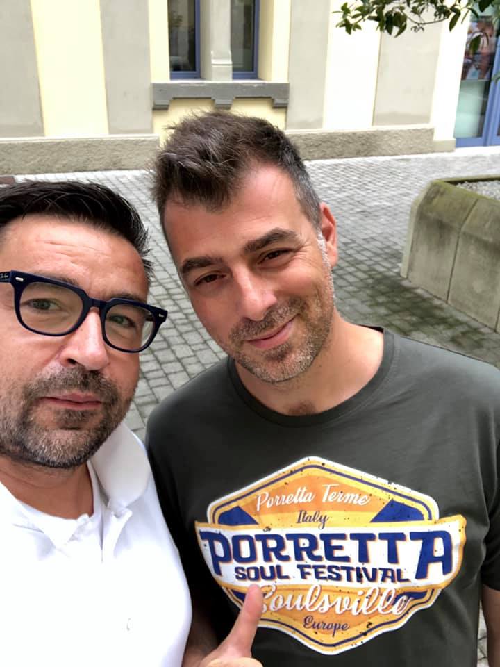 Le nostre NUOVE T-SHIRT uomo/donna in EDIZIONE LIMITATA sono il capo d'abbigliamento definitivo da indossare al #PorrettaSoulFestival 😍
Le trovi IN ESCLUSIVA a soli 20 euro al Naturalskin Estetica Solarium. Passa a trovarci 👕💛

#PorrettaSoulFestival2019
#PSF19