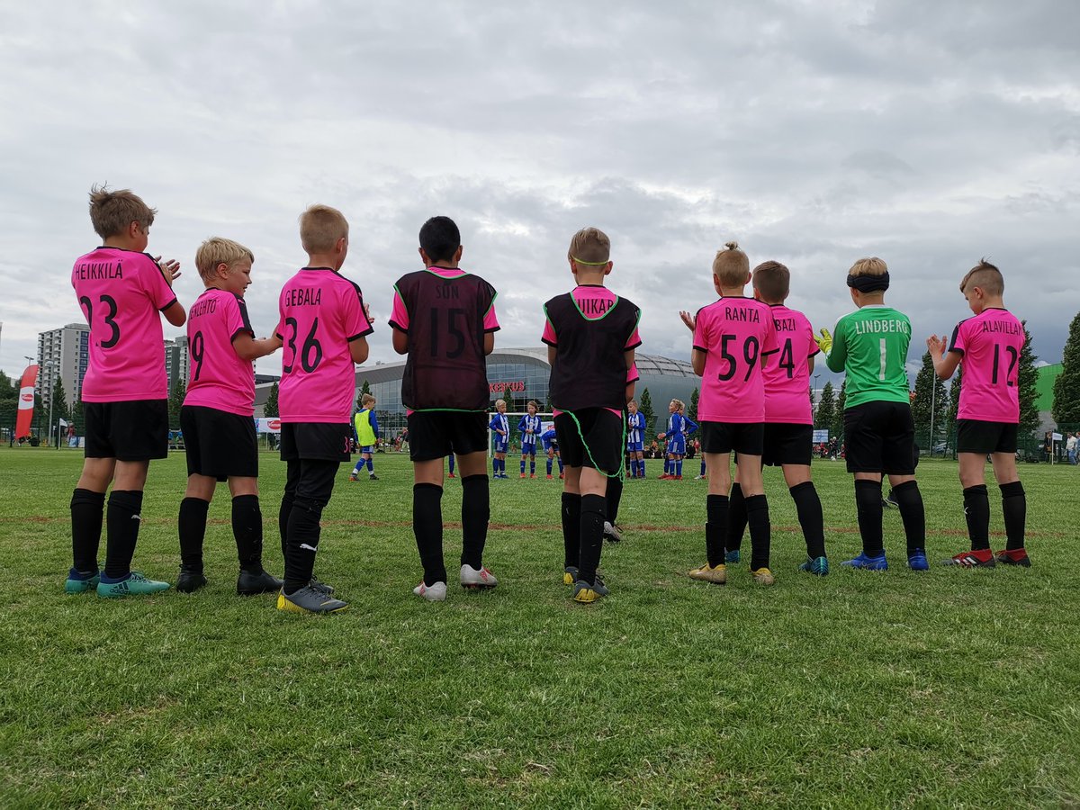 FCKP08's tweet photo. Päästiinhän sitä voittojenkin makuun #HelsinkiCup. Huomenna jatketaan 16 joukossa pelejä Myllypurossa. #junnufutis #fckirkkonummi https://t.co/jtrsxIFPIA