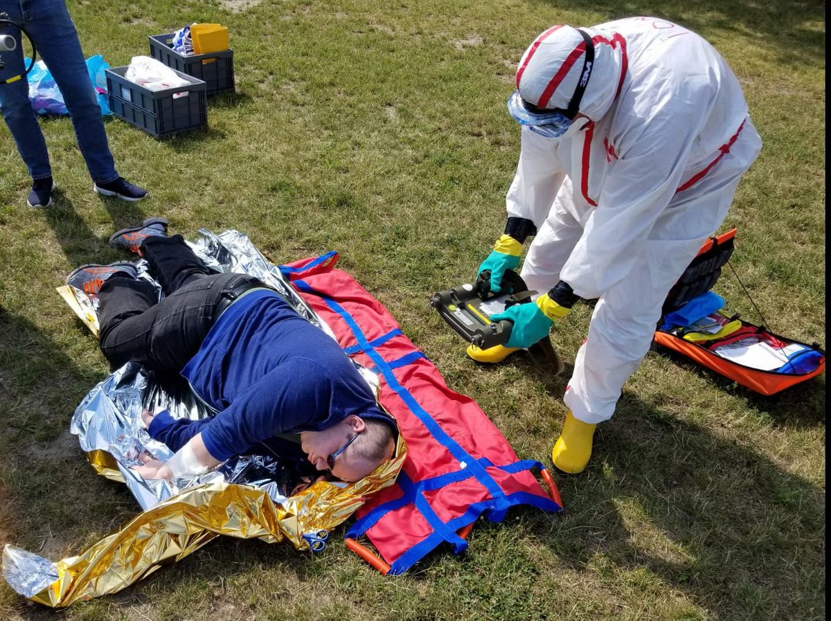 IAEANS's tweet image. EXERCISE! At the training for first responders to #radiological emergencies in #Traiskirchen, #Austria, participants spent today responding to a simulated transport accident. #firstresponse #training #emergencyresponse
