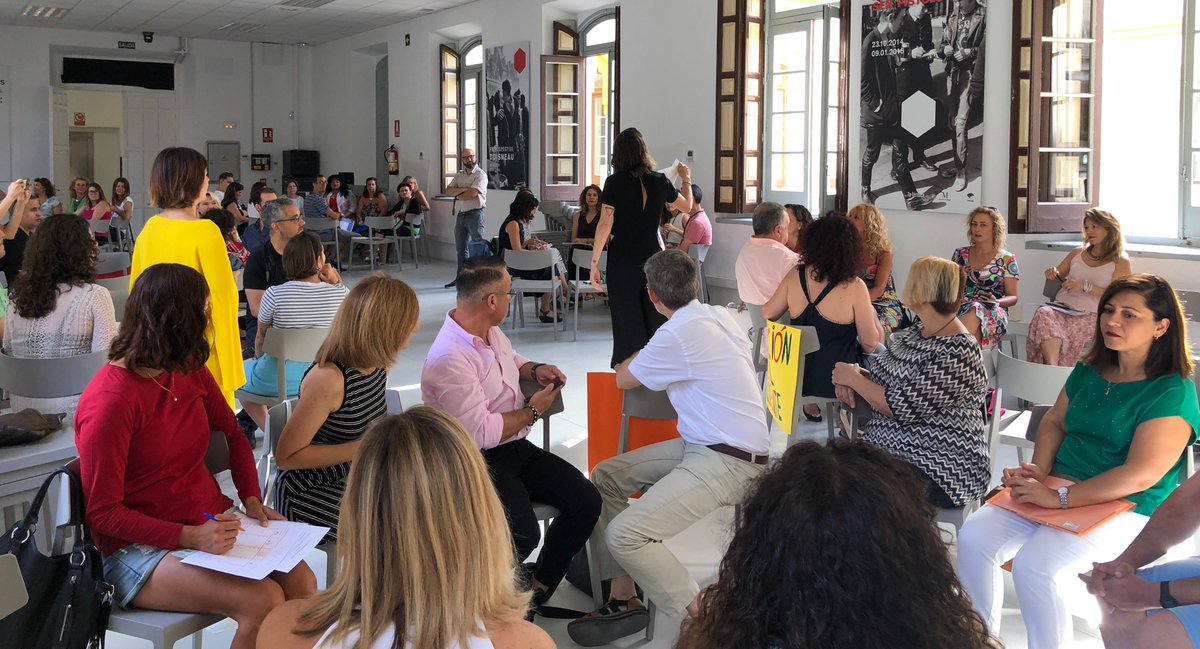 AreaEmpleoFSMLR's tweet photo. El encuentro #InterLanzaderasMálaga es el último evento de esta temporada en #Andalucía. Los #participantes de las 8 #Lanzaderas nos han regalado una #JornadaEmotiva, que nos demuestra que #LanzaderasFunciona, es eficaz en la lucha contra el paro. #GRACIAS https://t.co/QsofybwFVg https://t.co/BoG4EOPsb5