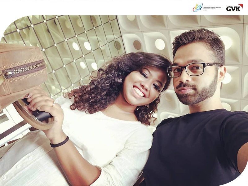 CSMIA_Official's tweet photo. “You say goodbye, I say hello!” Share your cherished airport selfie with your favourite people just like Instagrammer "@proud_gemini_ " has in the comments below! #HellosAndGoodbyes #CSIAMumbai #CSMIA https://t.co/bFmonMltkC