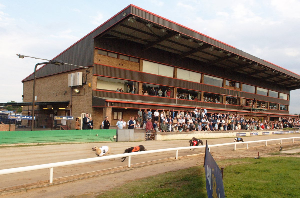 BGBF_UK's tweet image. 🇬🇧🚨 BGBF BRITISH BRED OAKS DETAILS NOW CONFIRMED 🚨🇬🇧

📍- Doncaster Stadium 
☎️ - 01302 843710

📆 8th Aug - Entries to be confirmed
📆 12th Aug - First Round
📆 19th Aug - Semi Finals
📆 26th Aug - Final

🌐 - ow.ly/xljs50uYqTj 

🇬🇧 #BritishBreeding