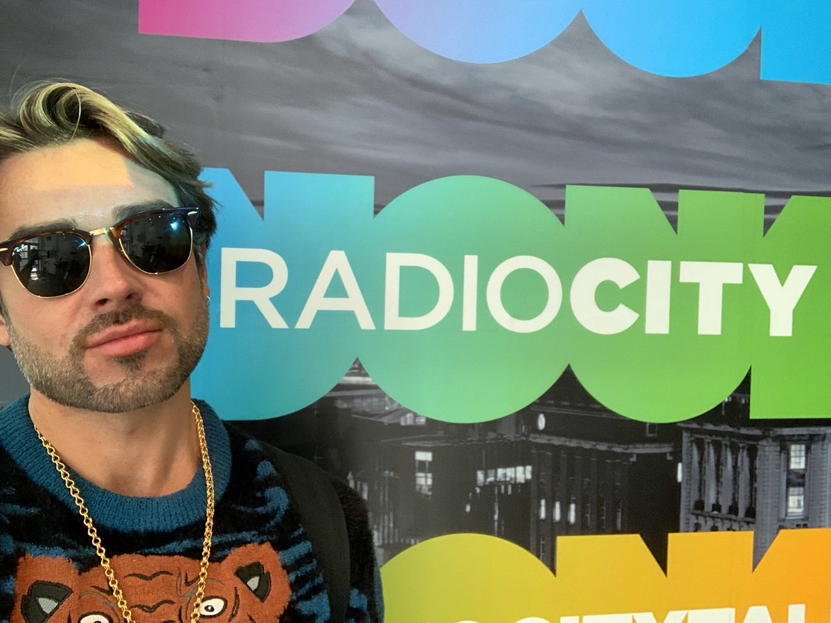 MrKrisJames's tweet photo. Am in yes!!  @RadioCity967 #Interview #NewMusic https://t.co/ifCwTWeKvS