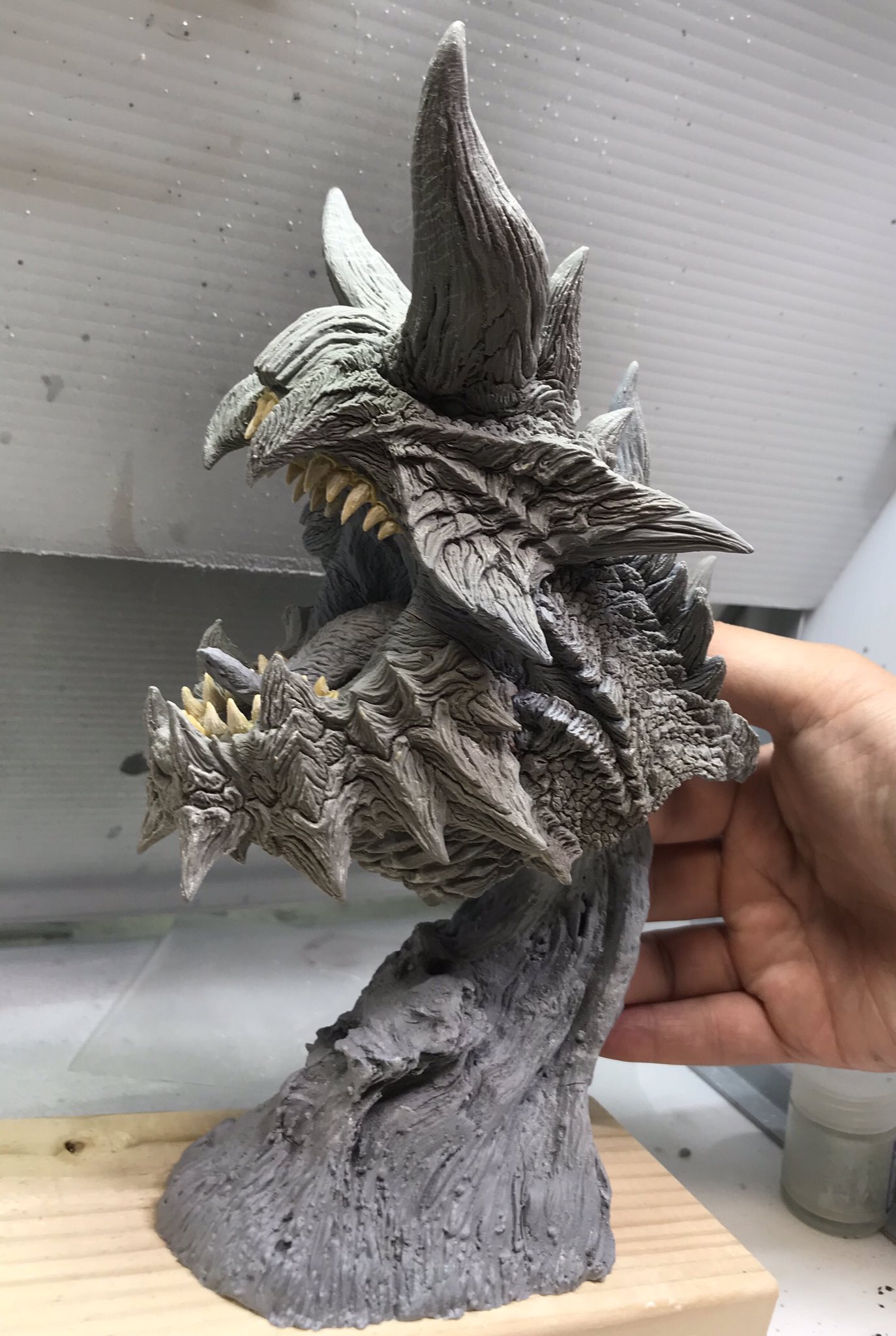 ねんど星人 燼滅刃ディノバルド ガレージキット 粘土星人 モンハン ワンフェス ねんど星人 燼滅刃ディノバルド ガレージキット 粘土星人