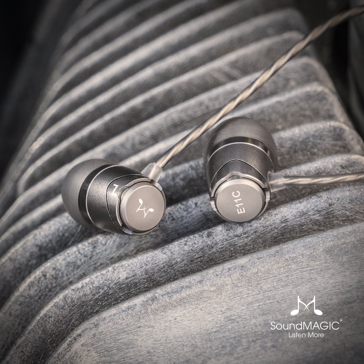 #Throwbackthursday has begun and we're taking a trip back to the E11C.

Taking the earphone experience to higher levels the E11C's full aluminium construction and a high-res silver-plated audio cable enhance the audio performance. 

Check them out here: bit.ly/2WYYQu1