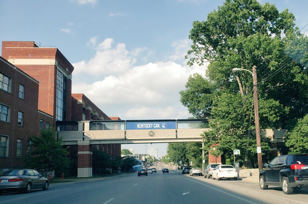 mrjamesfrye's tweet photo. I'm so lucky that I get to be a part of the @universityofky community at #EDLDocWeek each year I've been a #PhD student @EDL_UKY in @UKCollegeofEd. Love this campus and these people, and how much they push me to keep growing as a leader! And of course, #GoBigBlue https://t.co/P5bNiav1St