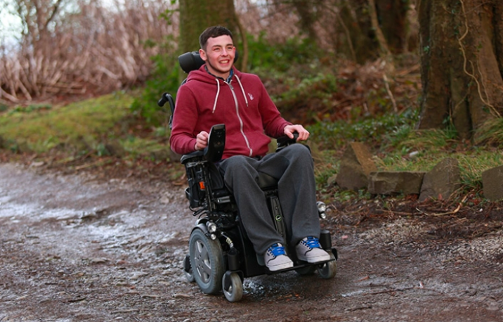 DrivingMob's tweet photo. Some of our Centres offer wheelchair and scooter assessments. These are in-depth clinically-led assessments for those who need a powered wheelchair or mobility scooter.
Find your local centre here: https://t.co/35ZPPHmCU0
#MyDrivingMobility #Wheelchair #MobilityScooter https://t.co/LvecSvjeMK