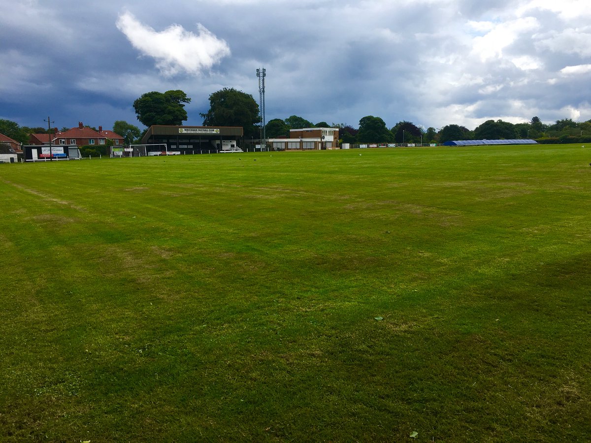 DuncanFleckLtd's tweet photo. 1st Day @ Whickham Glebe as the Stanleymen help our local Northern League Bothers in the restoration of their pitch for Next Thursday’s game against Blyth Spartans. All @BeamishFC2002 players welcome next Thursday. 7:30pm kick off https://t.co/NazkIZN1Gd