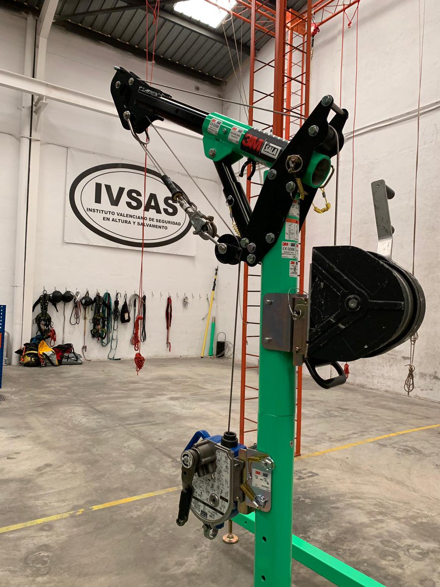 IVSAS_Spain's tweet photo. Este mes continuamos con nuestras formaciones en Trabajos en Altura y Espacios Confinados con #TuvsudAtisae #MfTécnicaindustrialymediambiental #MonrasCalitatiServici #Centralizarecursos 
#Mapubli #Moncobra #Obremo #Órbitaingeniería 👷‍♂️👷‍♀️🏗️🛑#SeguridadhastalaExcelencia https://t.co/C3KnPPSrxX