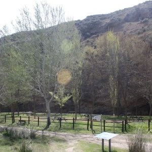ArqueoTrip's tweet photo. Visita Guiada al Yacimiento Arqueológico de #Contrebia #Leucade a demanda en idiomas #TurismoCultural #EscapadaCultural #AguilarDelRíoAlhama #LaRiojaApetece @lariojaturismo @contrebialeu https://t.co/7itvhxlZzr https://t.co/6yxuVWLilM