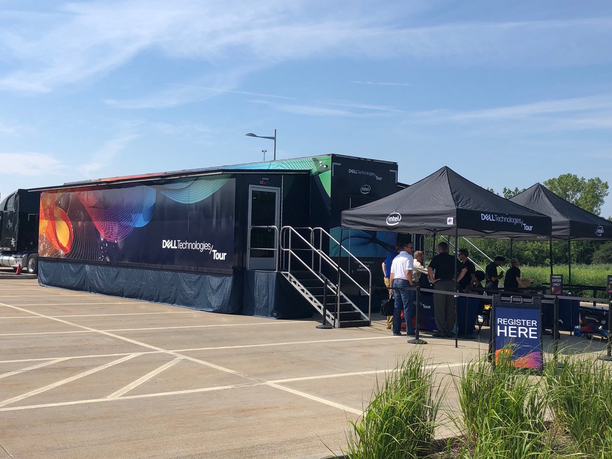 davidbrigs's tweet photo. Great morning with the Dell Technologies Tour Bus at Eaton!  ⁦@DellTech⁩ #dell https://t.co/xvuRXRfnlZ