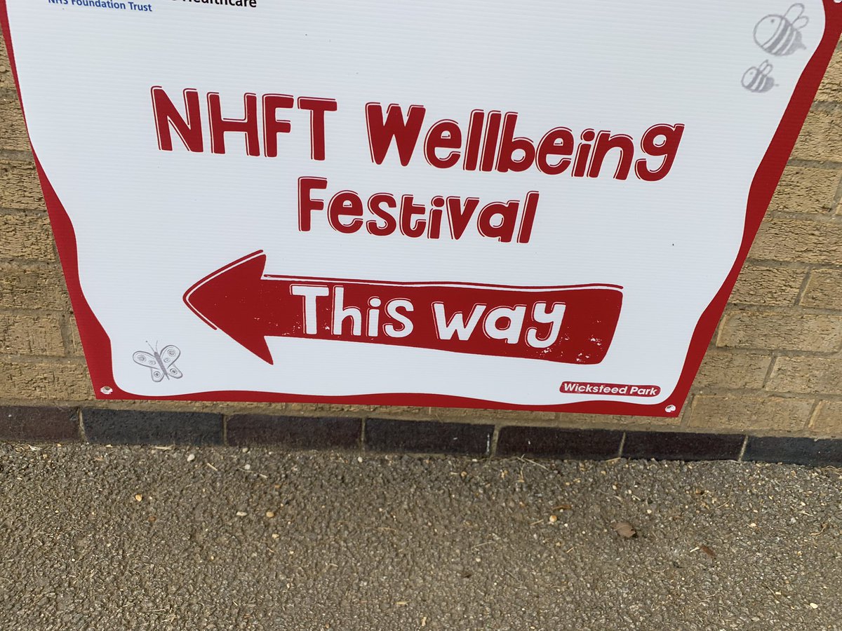 AnneLinsell's tweet photo. #exciting the set up team are here and in operation #awelloiledmachine @NHFTNHS #weareNHFT #makingadifference #leadershipmatters #wellbeing @robfreund03 @AngelaHillery @suzjohnson46 https://t.co/uqglrAgQX9