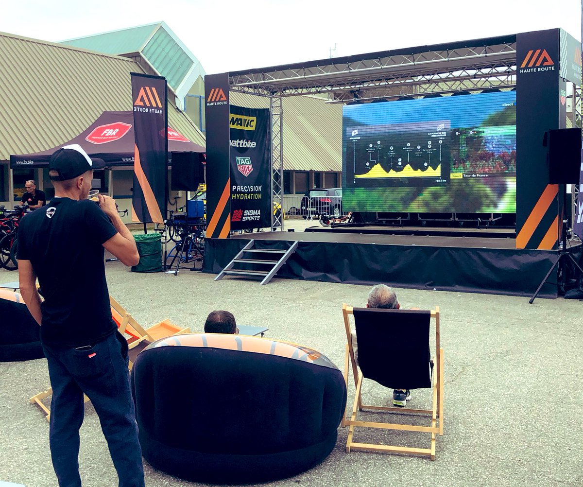 HauteRoute tweet media