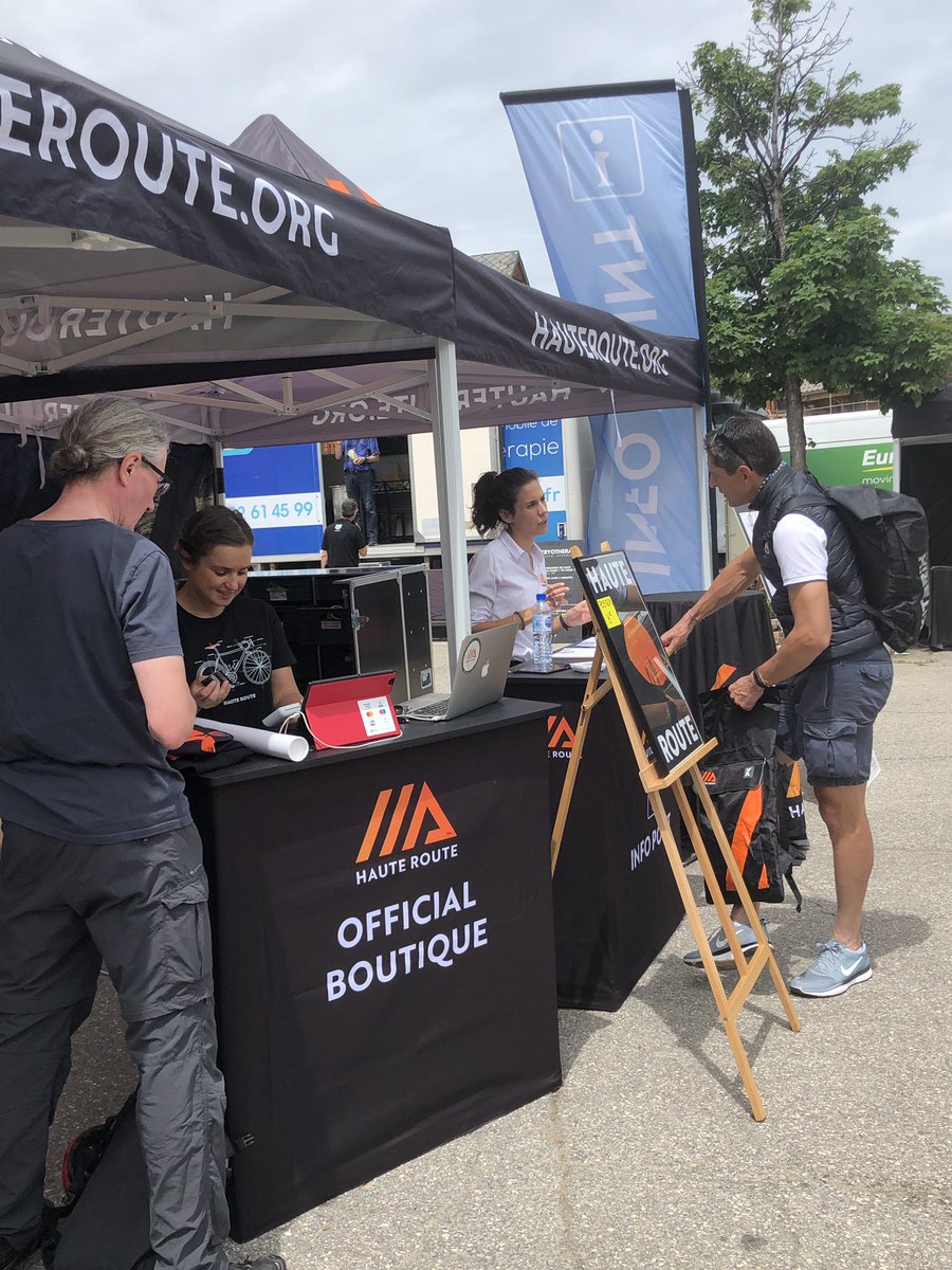 HauteRoute tweet media