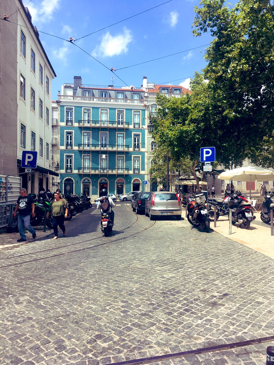 IngridCobben's tweet photo. No coffee. No workee. 😅🤤
Enjoying my last day in this beautiful city.
#printmags #journalism #specialtycoffee https://t.co/jtZIIs0Dkl