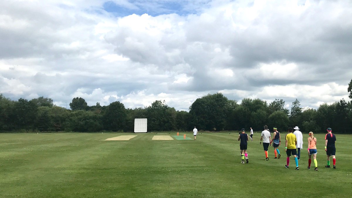 Shtacy_Phillips's tweet photo. #bbccricket Only been intermittently following the last hour of #ENDvAUS because I've been supporting the @OU_SPS cricket team Late Heavy Bombardment 🌠 who have been playing in the Blunderball Final! Looking resplendent in neon they brought home the trophy! 🏆 #ItsComingHome https://t.co/mfn3ipeGns