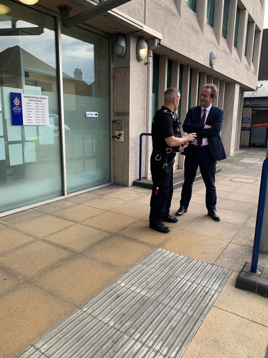 NickHurdUK's tweet photo. Thx to teams at @SurreyPolice yesterday for broadening my police education and for feedback on #FrontLineReview - met great people in custody ; response and call / control centres. I left v impressed . https://t.co/NznlEXpmyf