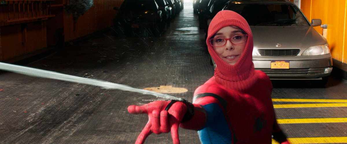 NetflixES's tweet photo. ¿Que gracias a la picadura de una araña Magüi ahora tiene un trabajo fijo? Sí. https://t.co/cwskkSCz1k
