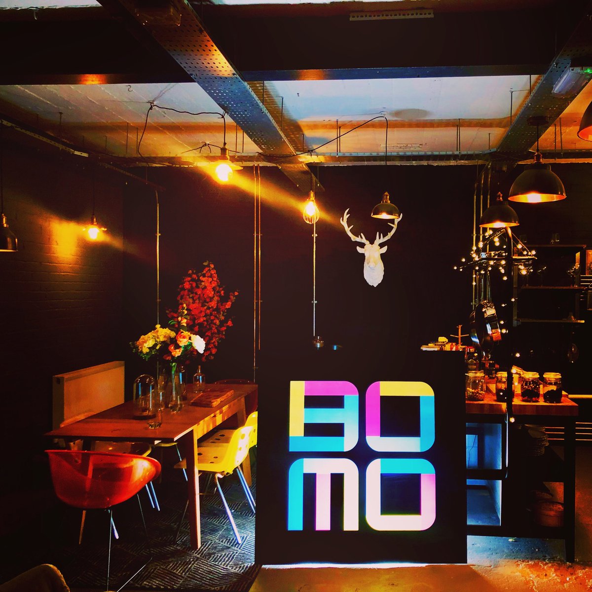 We were delighted to welcome the lovely organisers of BOMO <a href="/BOMOFestival/">BOMO Festival</a> - a season of arts, culture and ideas, right here in Bournemouth. They’re travelling around the area visiting supporters and photographing their beautiful branded sign. ⁣⁣⁣