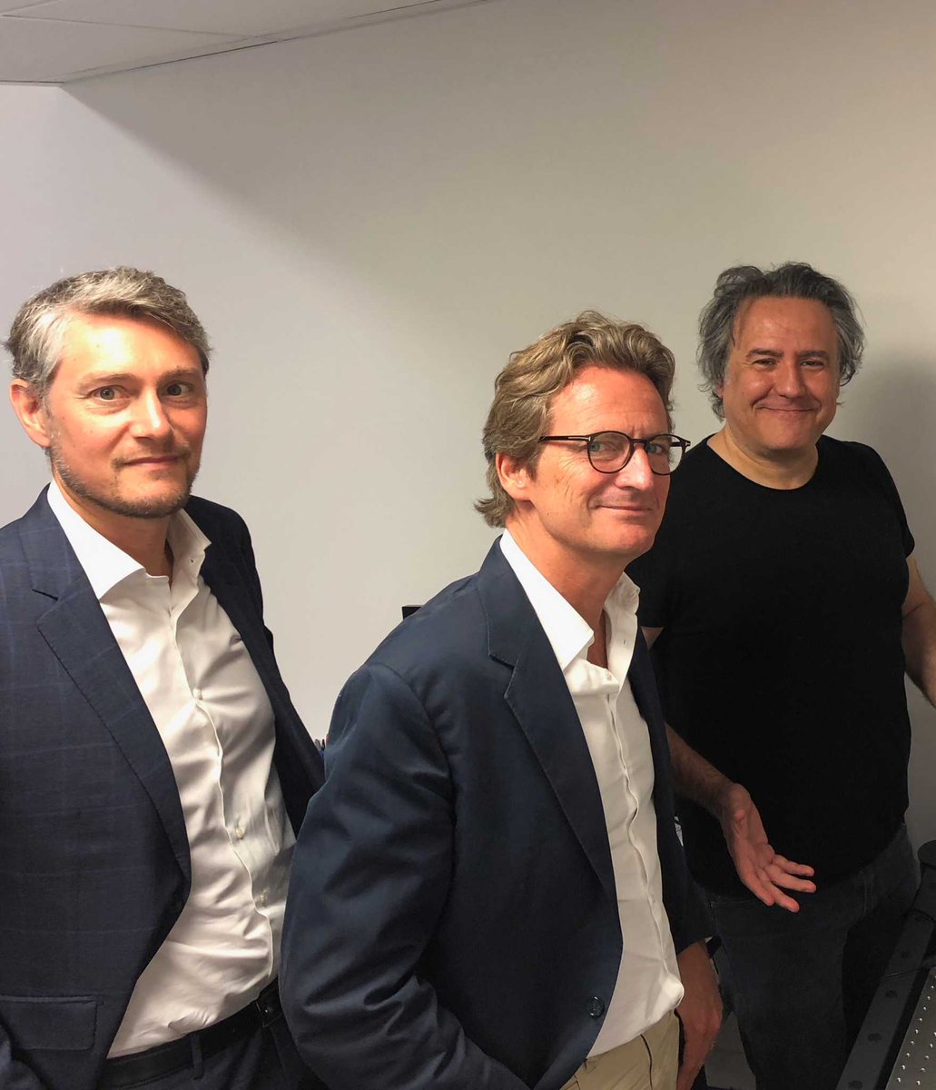Quantonation's tweet photo. Great meetings with the team at @LightOnIO offices in #Paris: these guys are really bringing #Light to #AI ! Following with a guided visit by @sylvaingigan showing fantastic experiments at the Optical Imaging in Complex Media Lab. Check their publi @comedialkb #DeepPhysics https://t.co/TWXdFT8HMi