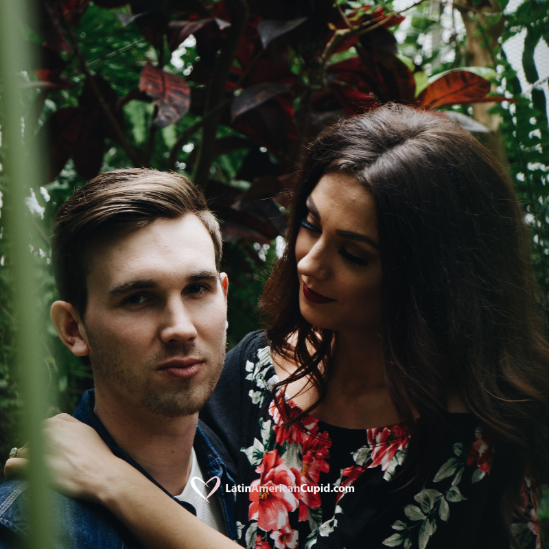 LatinCupid's tweet photo. Relationship 101: Define Love
Tell them exactly Why you love and appreciate them as often as possible. “I love you” is good. “I love the way you make sure no one ever feels left out” is even better.💑 https://t.co/TAz1OBTexA
