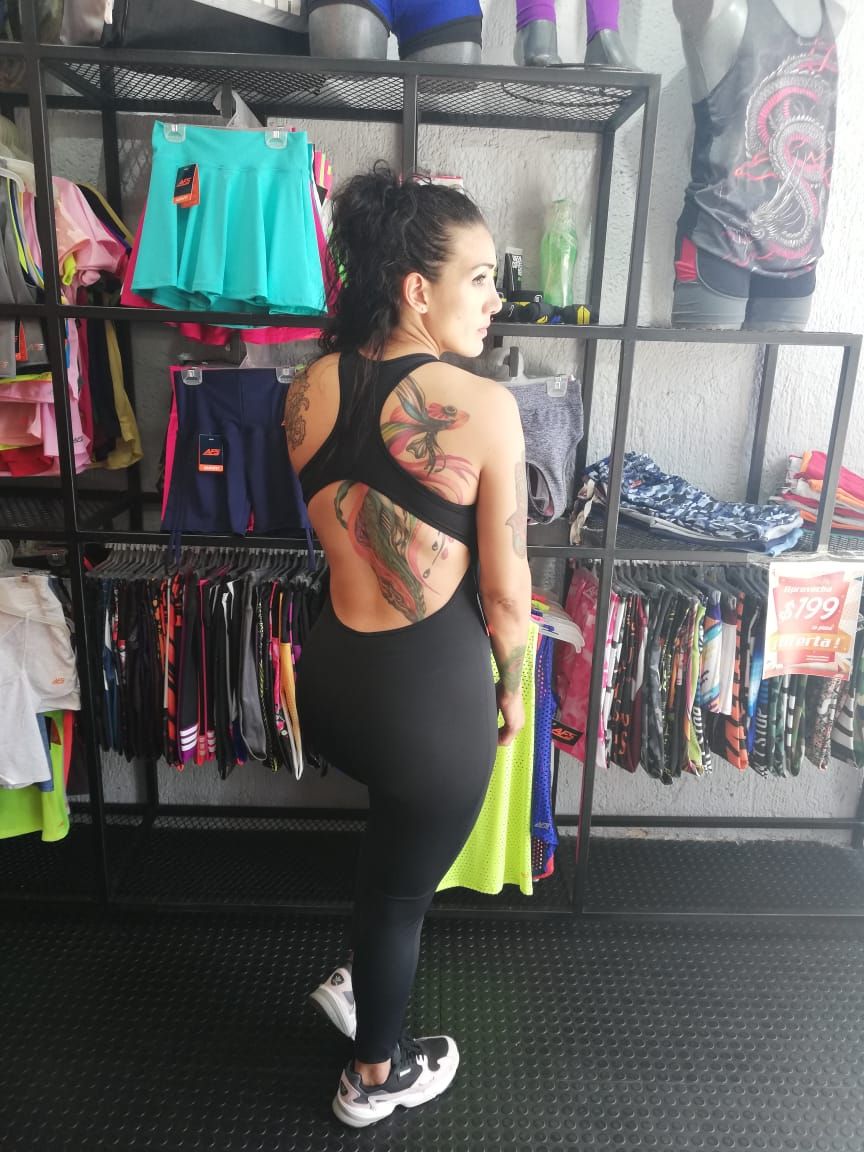 almafitnesss's tweet photo. 𝙒𝙝𝙖𝙩𝙨𝘼𝙥𝙥 https://t.co/9rhqD2ASdx

🏋️‍♀️🤸‍♀️⛹️‍♀️🤾‍♀️🧘‍♀️

𝙃𝙖𝙘𝙚𝙢𝙤𝙨 𝙚𝙣𝙫𝙞́𝙤𝙨 𝙖 𝙩𝙤𝙙𝙤 𝙈𝙚́𝙭𝙞𝙘𝙤 𝙮 𝙐𝙎𝘼 ✈️

#Almafitness #almafit #AFS #workoutmotivation #readystock #training #instafit #healthymood #healthylifestyle https://t.co/2YRCJyUWEW