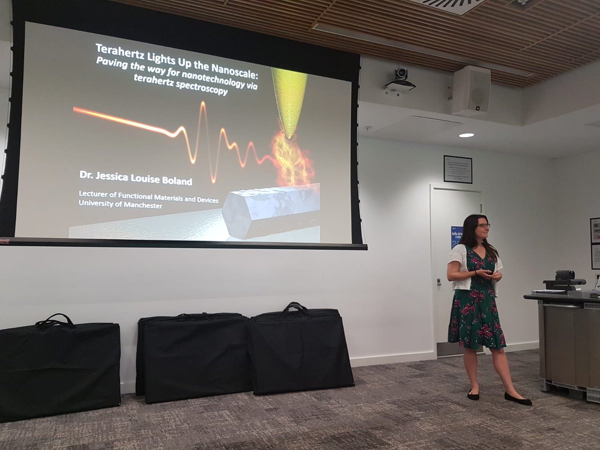 ExeterIons's tweet photo. We also had another engaging invited talk from @DrJessBoland discussing how “Terahertz lights up the nanoscale: exposing the optoelectronic properties of novel quantum materials for device application”. #IONSExeter https://t.co/B3ZOYwbZr0