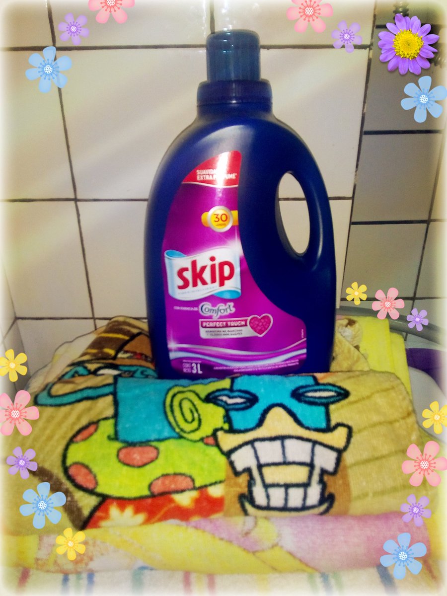yula1709's tweet photo. Encantada estoy con la suavidad la fragancia,como limpia y trata los tejidos de toda mi ropa desde que lo abrís disfrutas de sus bondades #InsidersSkip #AmatuRopa #insidersAR @TheInsidersAR @Skipargentina #BuenJueves https://t.co/5jd4NoYbQe