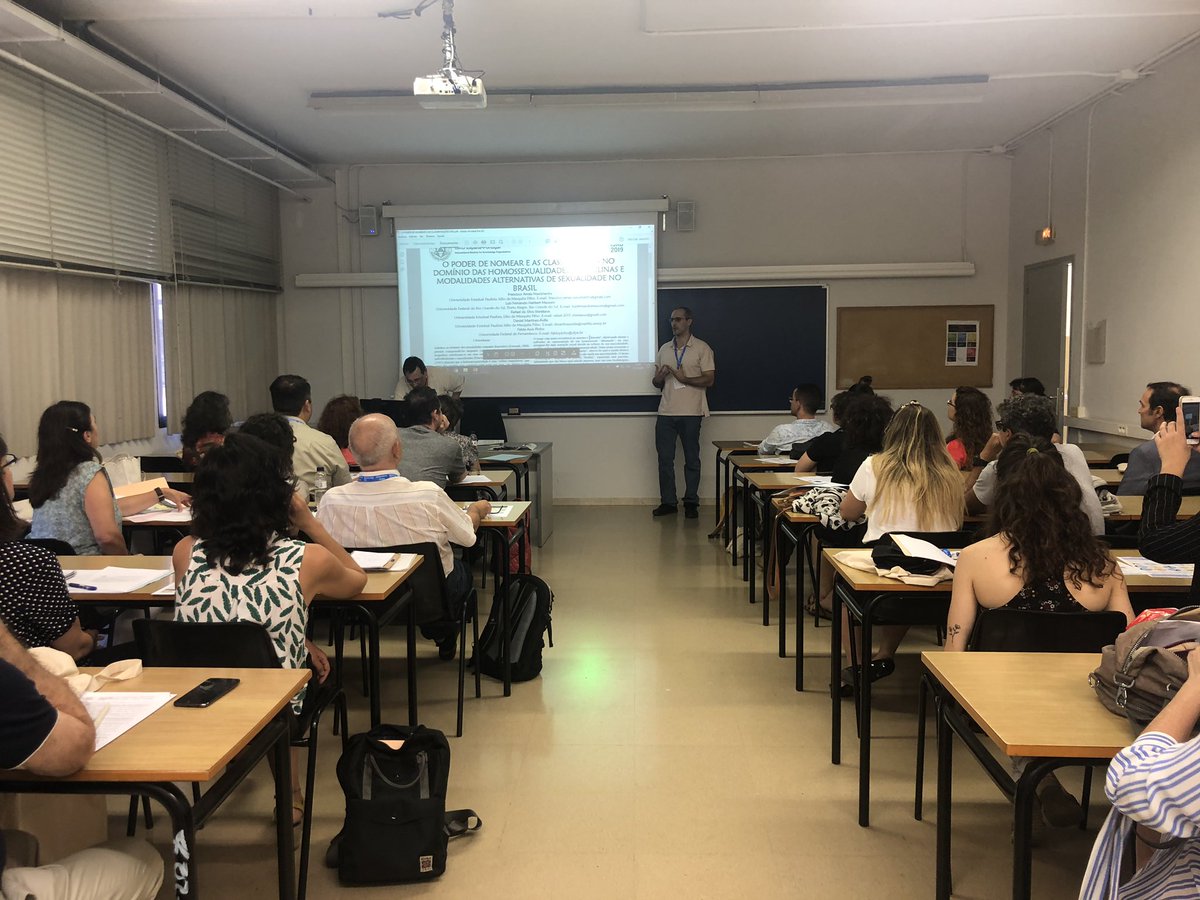 iskocongresosp1's tweet photo. ¡No os perdáis las presentaciones de los pósters en el aula 114!  #ISKO2019bcn @FBiD_UB https://t.co/V7aK9DERBL
