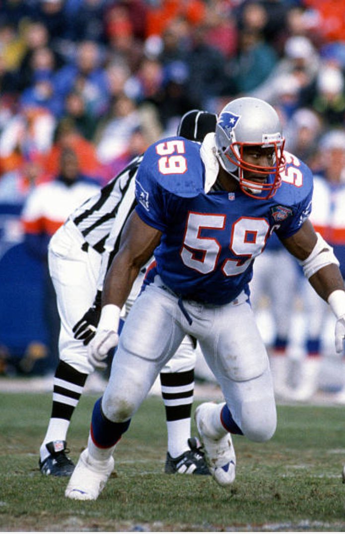We've got Vincent Brown days left until the  #Patriots opener!In his 8 years in New England, Brown was a 3x All-Pro. He recorded 100+ tackles 5 times, including a career high 158 in 1993The 1988 2nd round pick still holds the franchise record for most career tackles (737)