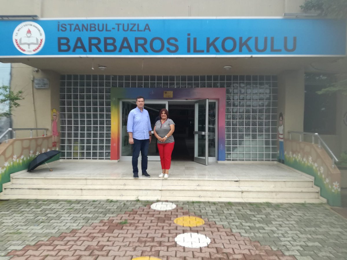 TuzlaBarbaros's tweet photo. ÖZEL EĞİTİM MERKEZİ KOMUTANI PER.ALB.SAYIN YUSUF AKAN OKULUMUZU ZİYARET ETTİLER.ŞAHSIM VE KURUMUM ADINA ÇOK TEŞEKKÜR EDİYORUM. https://t.co/XcapVdlGap