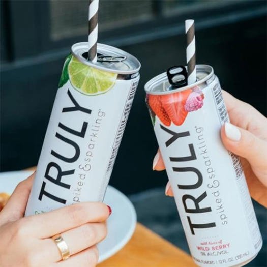 biltmorenewton's tweet photo. It's Truly night, make sure to swing on by the Biltmore for Truly on tap with a "create your own" garnish bar!  😍 https://t.co/I3ffCUL7db