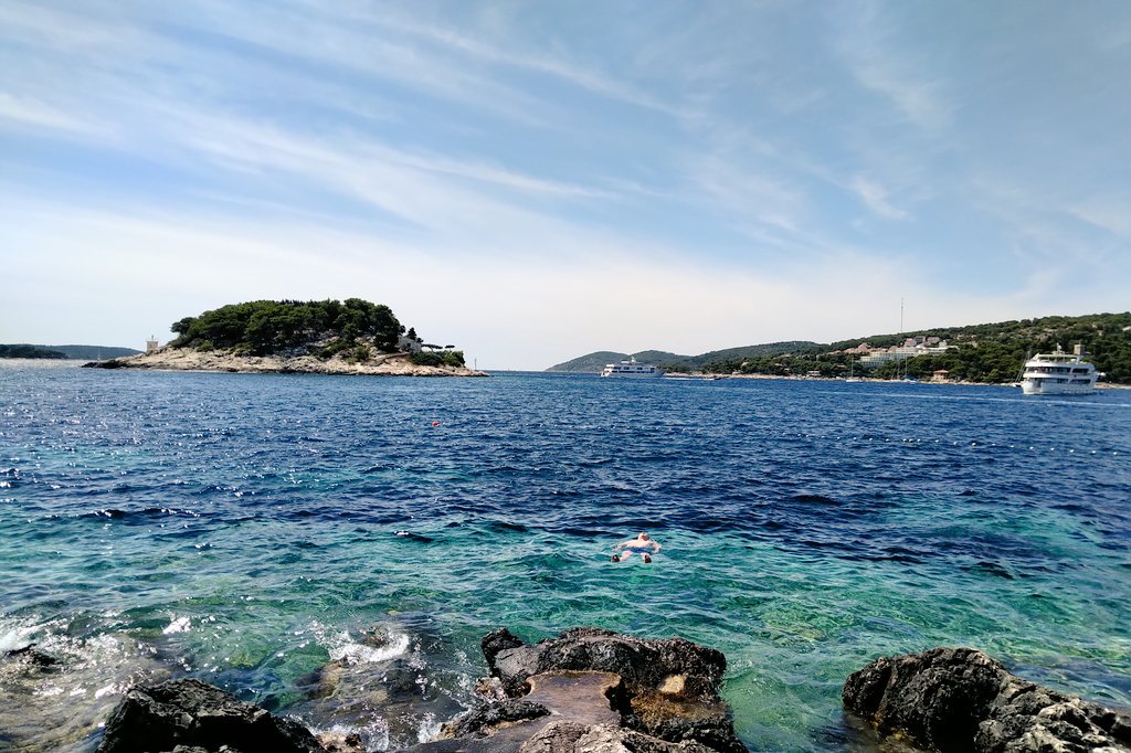 Ben Carter tweet media