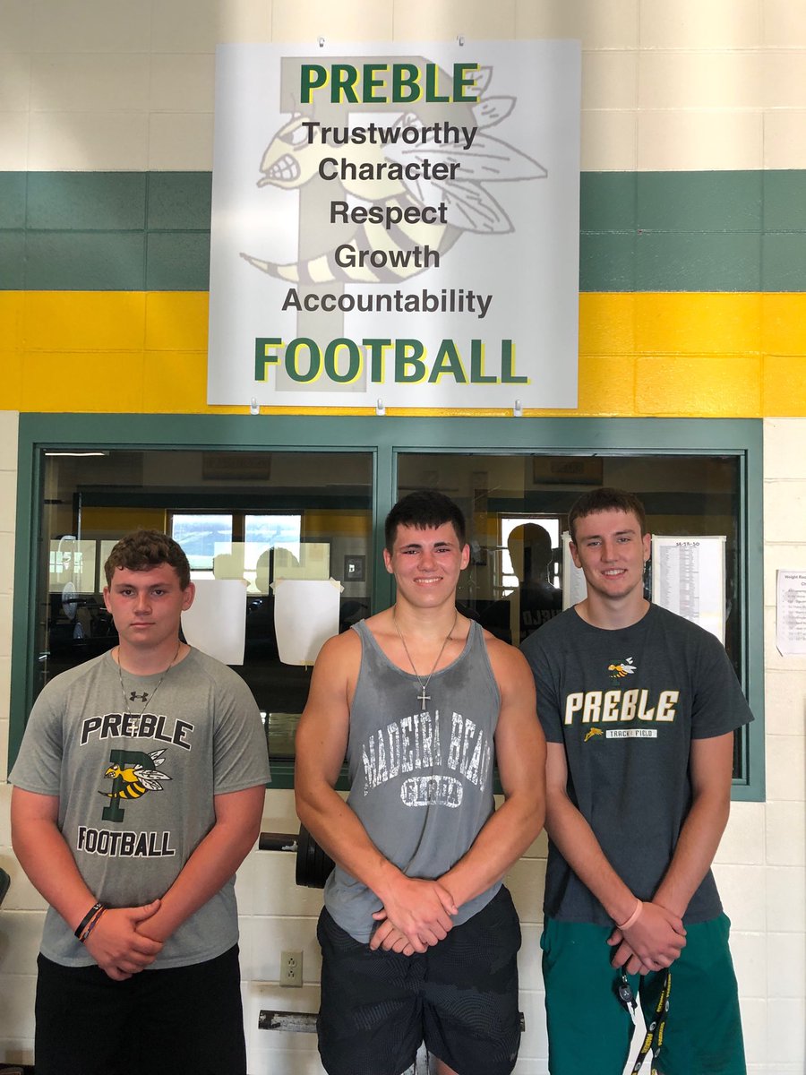 PrebleFootball's tweet photo. Took one night for these guys to sell their 20 fundraiser cards! Great Job Guys!! Way to lead!! Nolan, Wanner, and Renier!! #GRATC https://t.co/64wPSaDME9