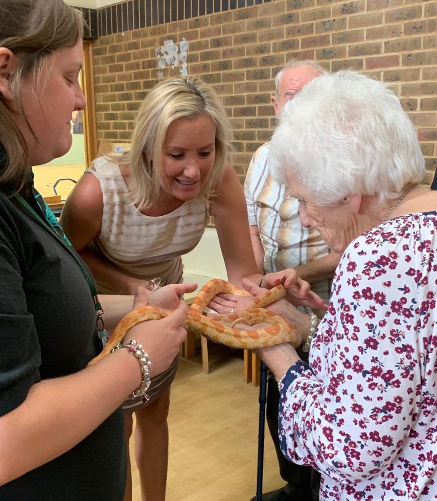 Visited Southampton Living Well @SOLivingWell run by @scia_group & @age_uk today. Great example of community service helping older people stay healthy & connected. Experiences include fitness, VR & even meeting creepy crawlies! The new location will ensure even more can benefit.