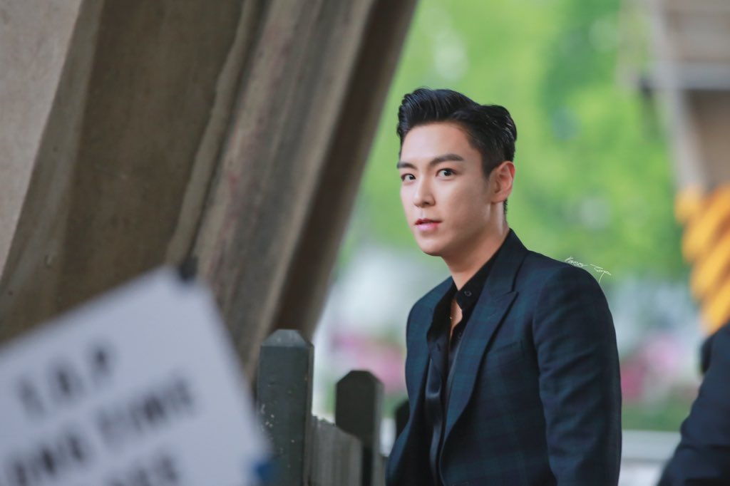 ForeverTOP_cn's tweet photo. 20190706 TOP้ๅฝน
#LongTimeNoSeeTOP
#ํ #์ต์นํ #TOP #ๅด่้ #ForeverTOP https://t.co/2EJPay9e0a
