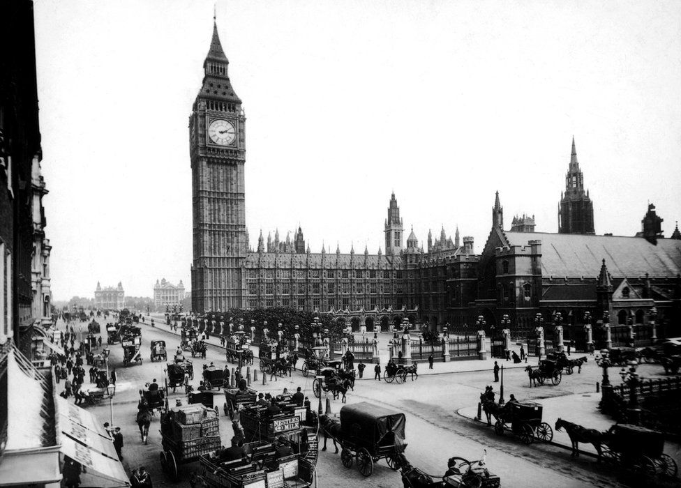 GloTIMETV_'s tweet photo. #HappyBirthday to #BigBen ! Today marks the 160th anniversary of when Big Ben began striking the hour, on 11 July 1859. The #GreatBell forms part of the #GreatClock in the #ElizabethTower - commonly known as Big Ben.
The building is the focal point of the #PalaceOfWestminster, https://t.co/jYNKIUe0hJ